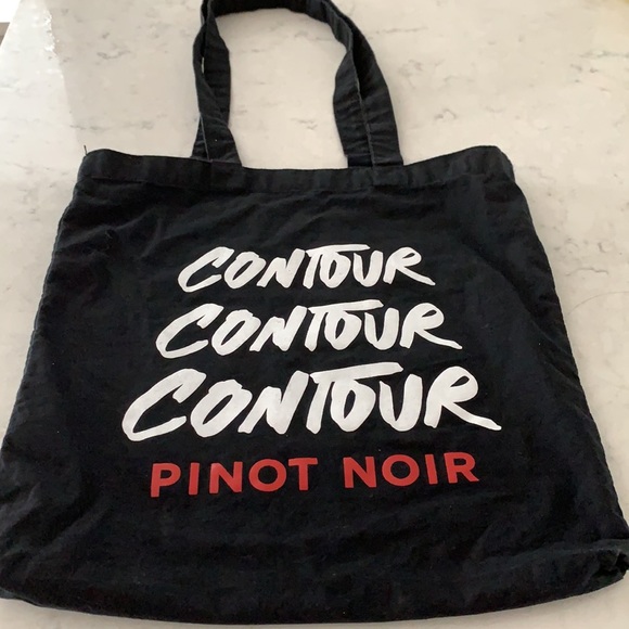 🖤❤️**Host Pick**❤️🖤 Black Tote - Picture 2 of 2